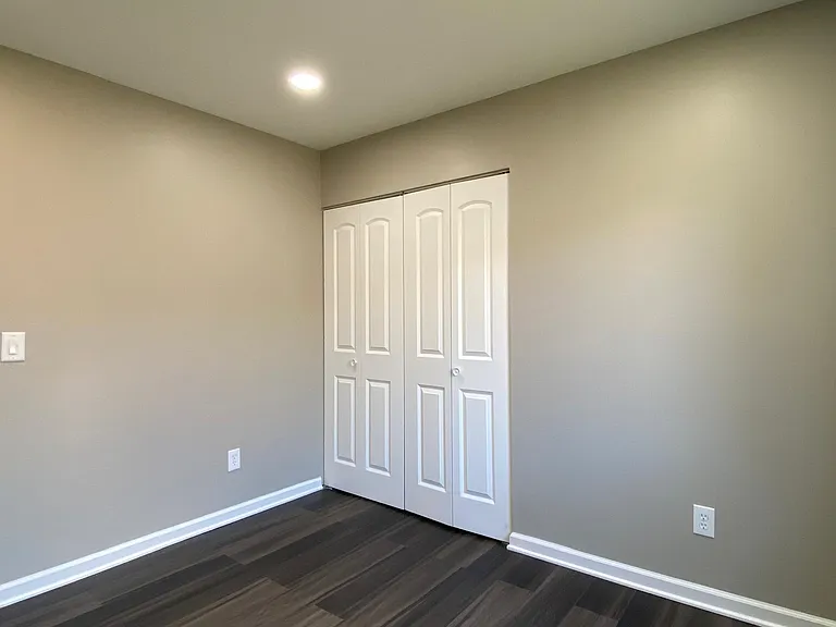 84 Fernwood Rd — Photo 14