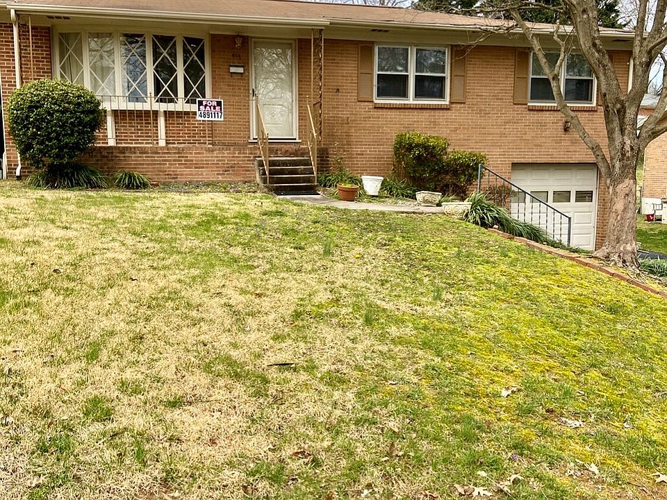 1st image of 812 Westview Dr