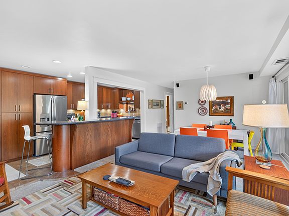 4th image of 6421 Colony Way APT 2D