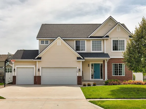 508 SW Hickory Gln, Grimes, IA 50111