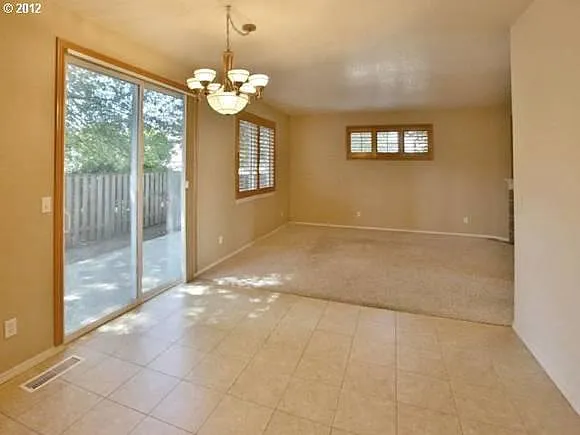 8360 SW Norfolk Ln — Photo 3