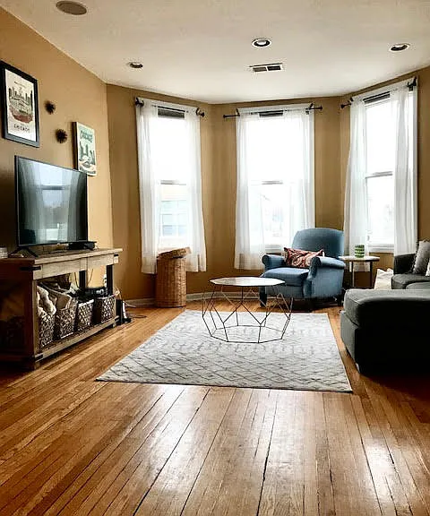 1346 W Diversey Pkwy #2 — Photo 3