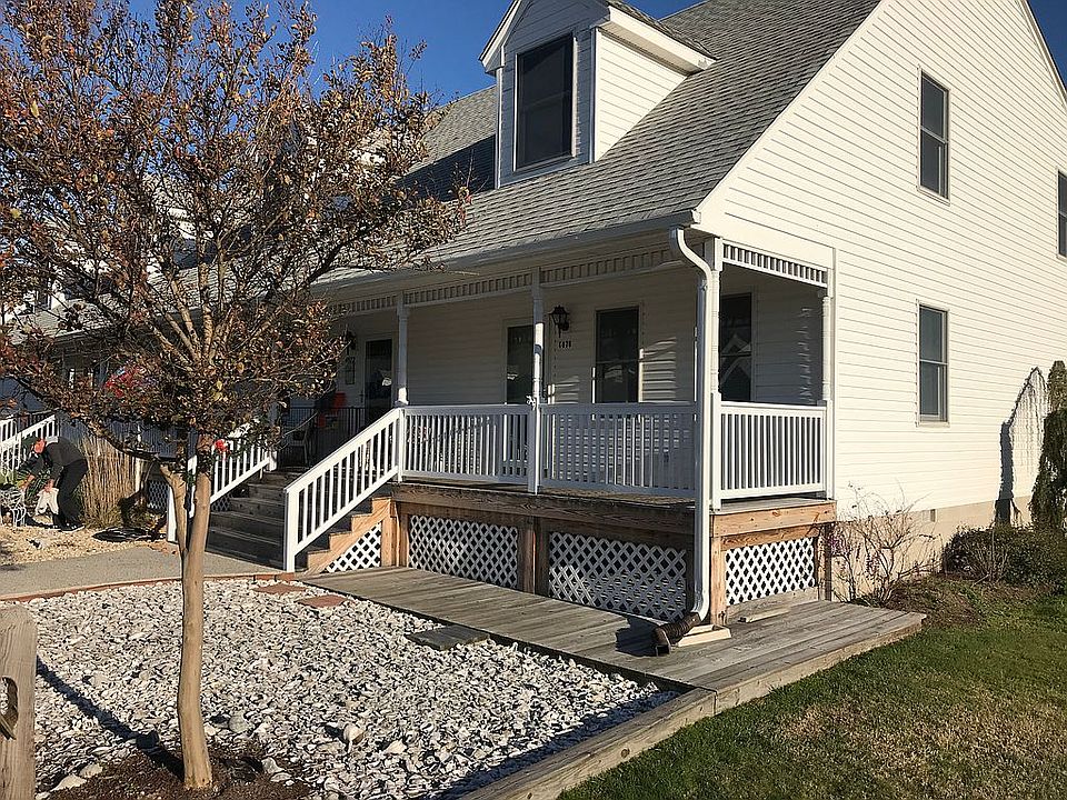 1st image of 4070 Grand Bay Ct