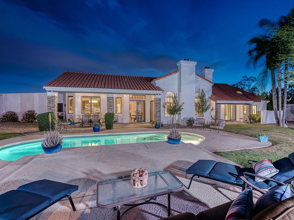1st image of 10524 E Corrine Dr
