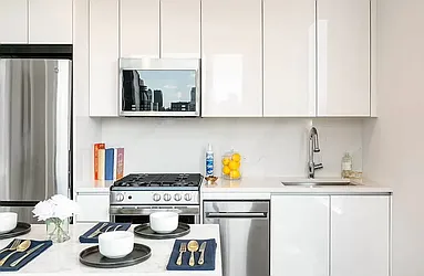 Rented by Mossanen Group