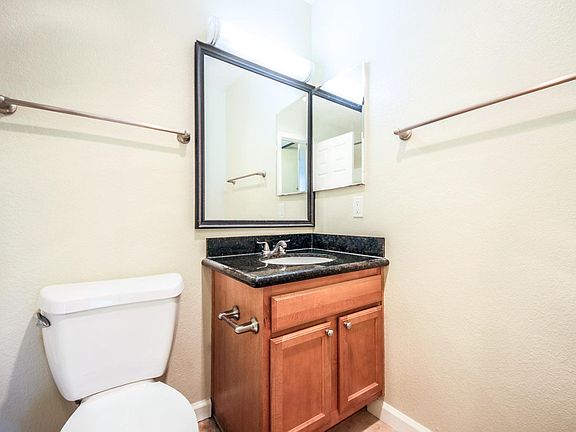 4th image of 880 E Fremont Ave APT 632