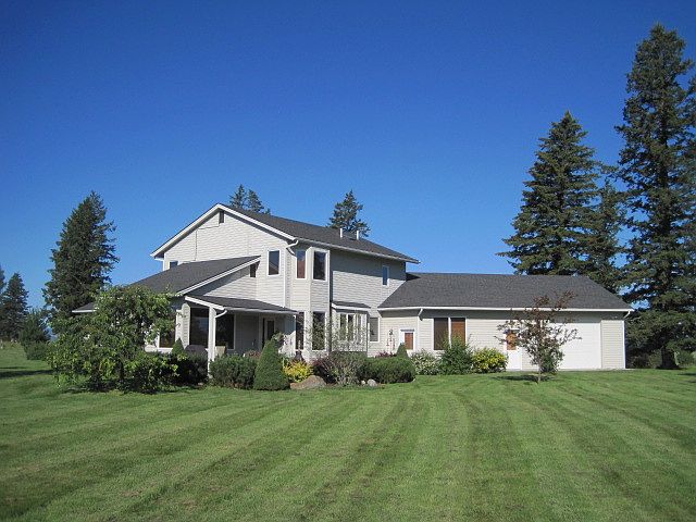 1st image of 385 Sunny Dene Ln
