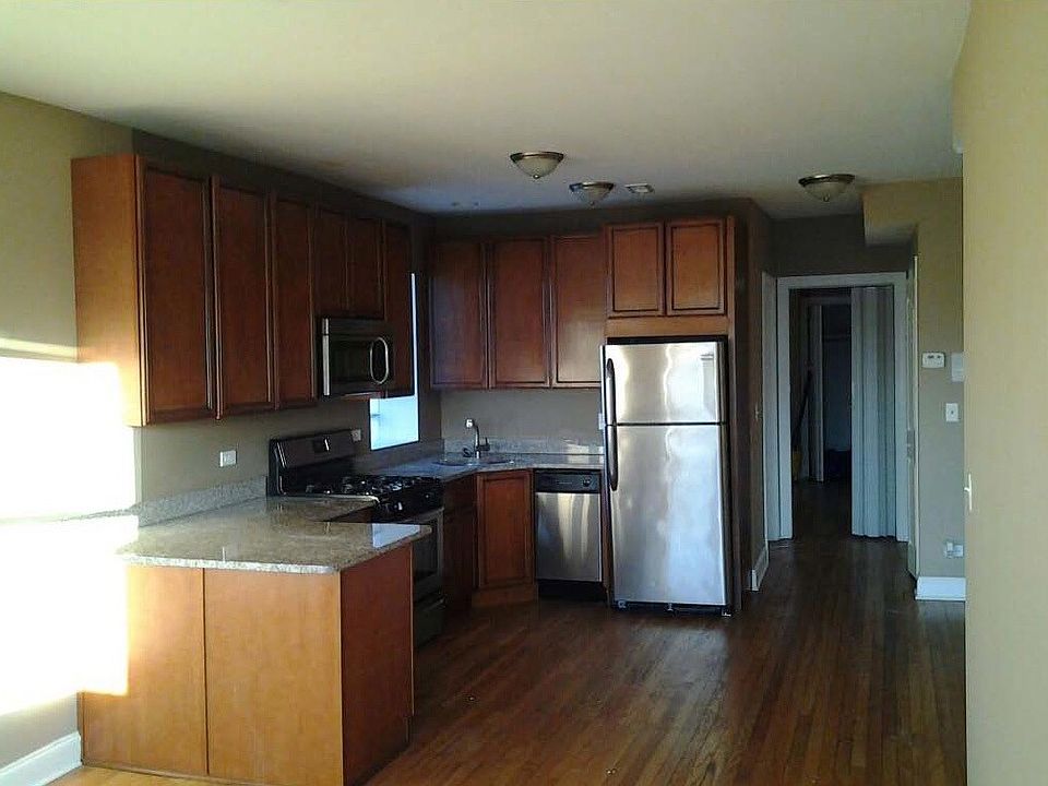 1st image of 3729 N Elston Ave