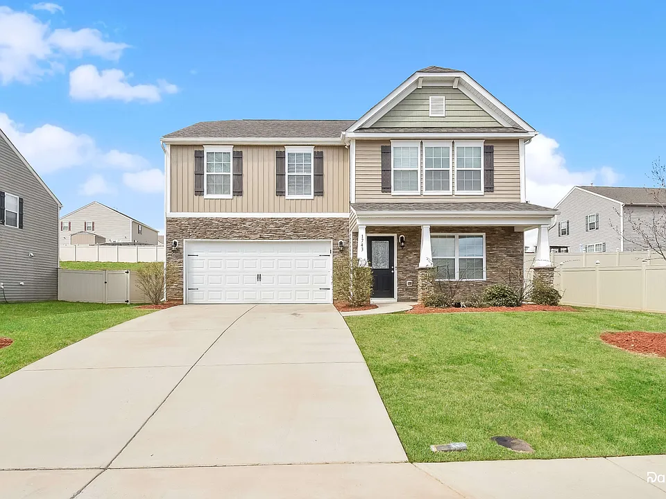 1743 Waverley Oak Dr