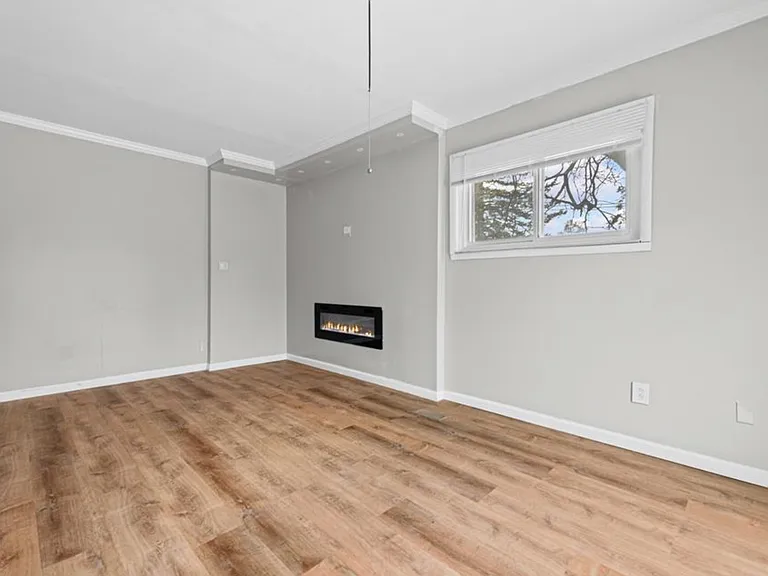 30507 Austin Dr — Photo 9
