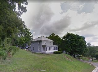 102 11th Ave, Baraboo, WI 53913