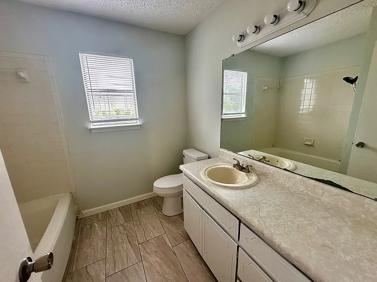 1307 Barbara Dr #B — Photo 20
