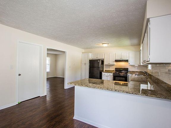 2nd image of 3281 N Cherry Lake Ln