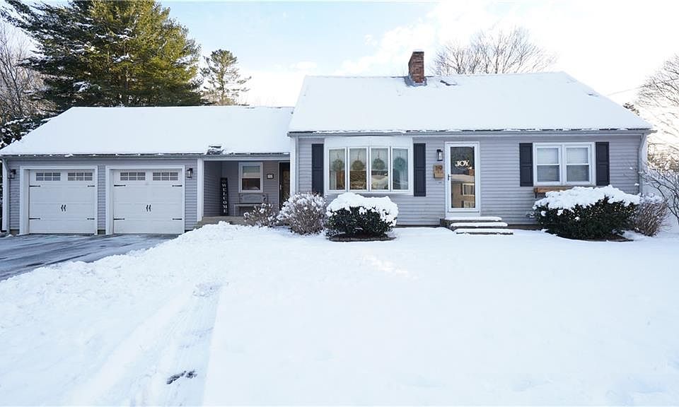 1st image of 19 Turner Dr