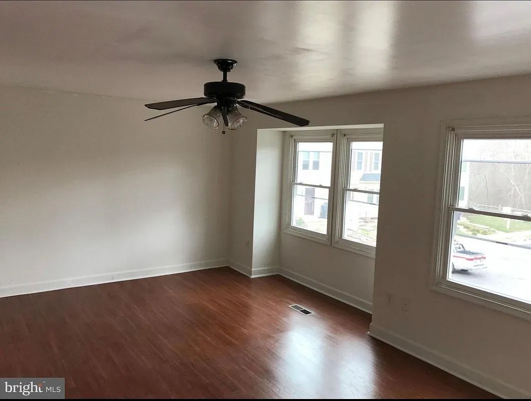3 bed, 2.5 bath, 1540 sqft, $2,250 — Photo 3