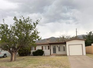 602 Ridgecrest Dr, Alamogordo, NM 88310