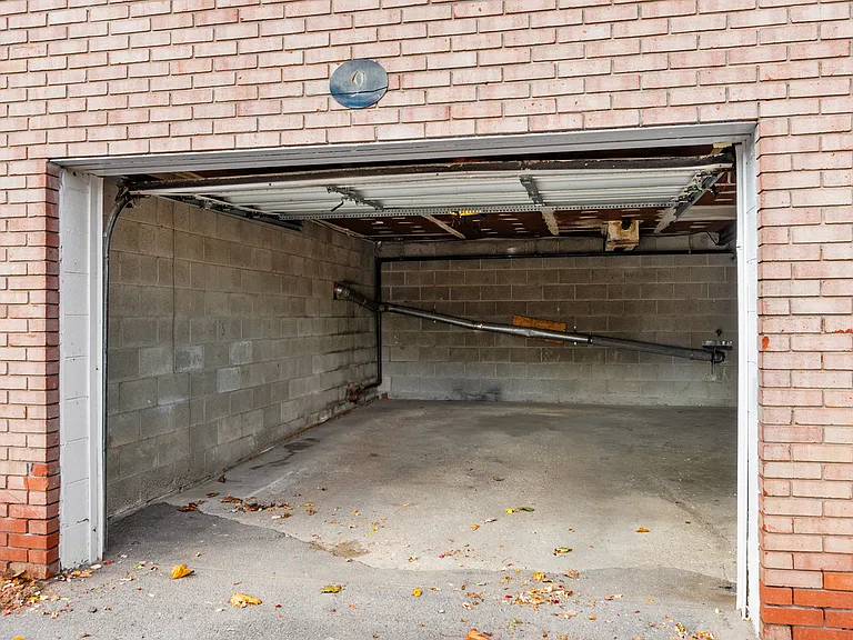 Pittsford Manor Apartments — Photo 3