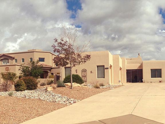 3rd image of 3904 Alamogordo Dr NW