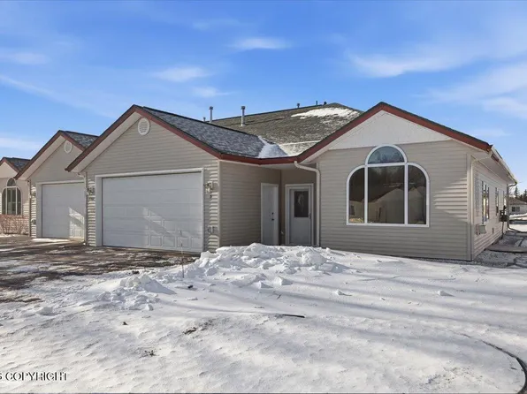 1760 S Ragosa Cir #33B, Palmer, AK 99645
