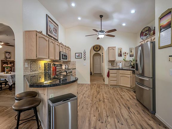 3rd image of 24909 S Lakeway Dr