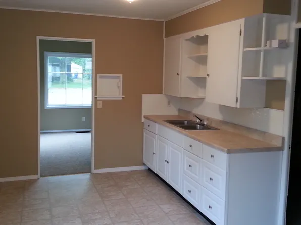 3415 Mulhearn Ave, Kalamazoo, MI 49048