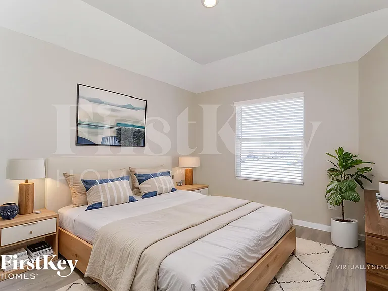 1204 Treehouse Ln — Photo 13