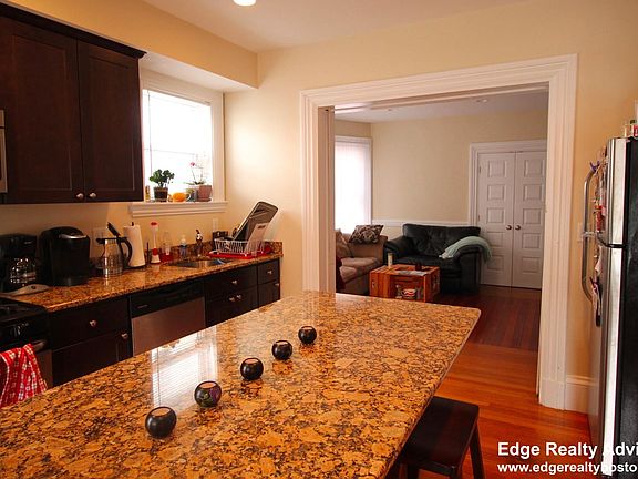 3rd image of 31 Montcalm Ave #3A