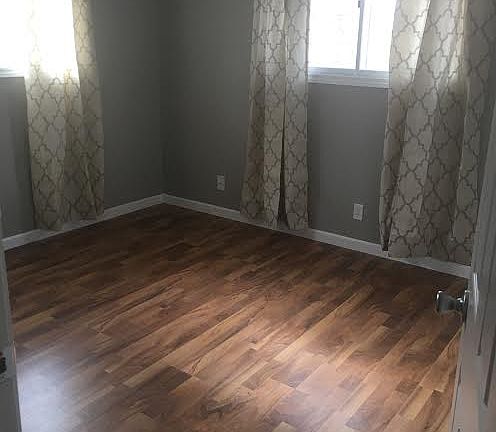 4th image of 9327 N Cross St APT A