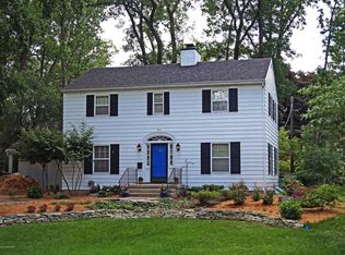 819 Southlawn Ave, East Lansing, MI 48823