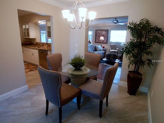 3rd image of 1624 San Roy Dr