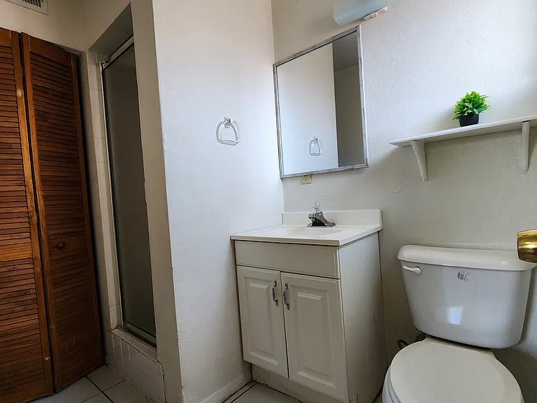 3127 Polk Ave — Photo 9