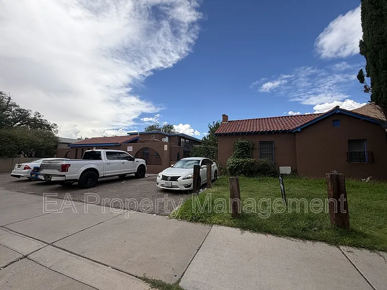 2121 Gold Ave SE #16 — Photo 15