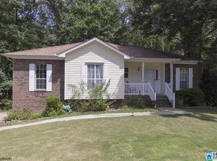 1124 Macqueen Cir, Helena, AL 35080