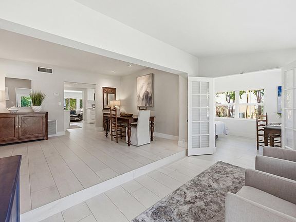 5th image of 1020 SW 18th Court