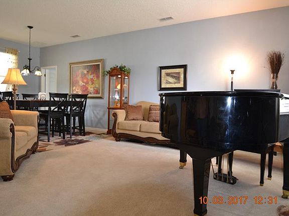 5th image of 1406 Hillsborough Way
