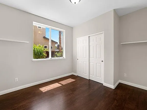 727 Talbot Ct — Photo 7
