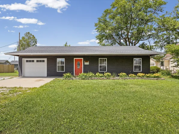 413 N Lee St, Centralia, MO 65240