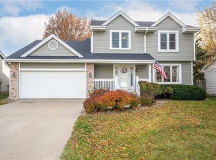 5018 Raintree Dr, West Des Moines, IA 50265