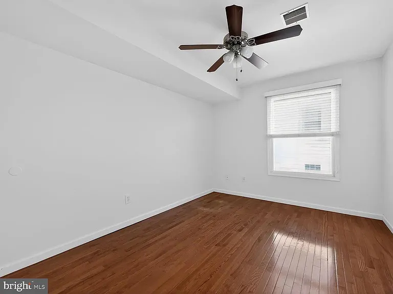 1521 N 15th St #2 — Photo 7