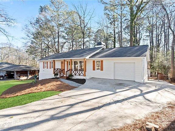 3rd image of 626 Reed Rd SE