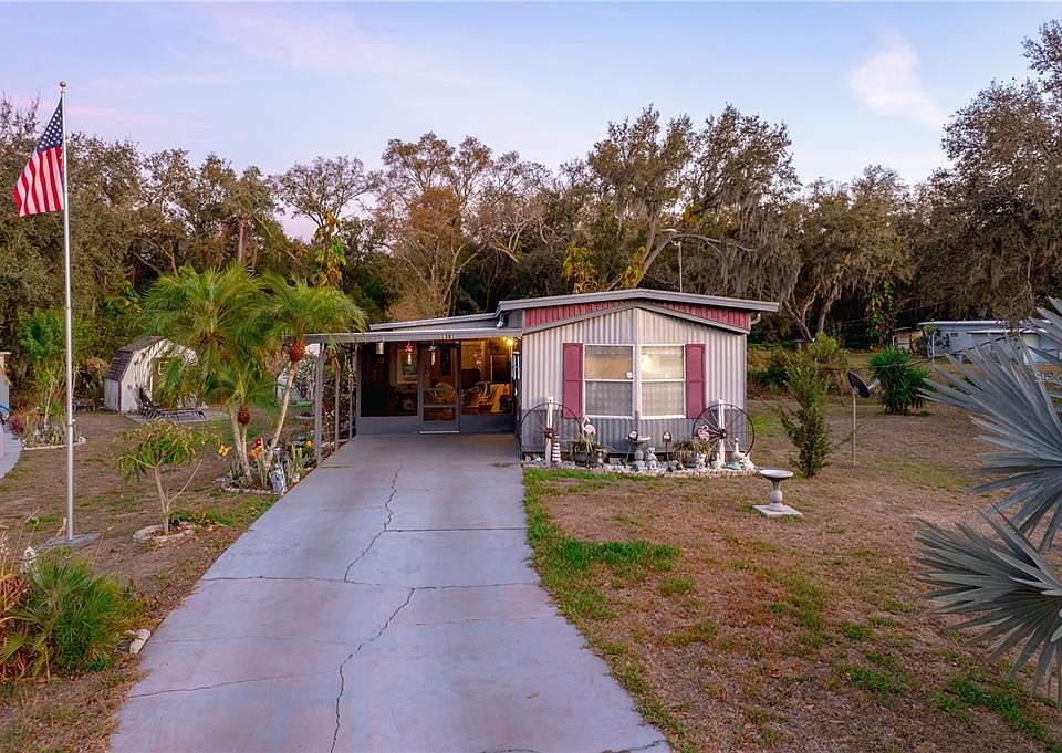 1st image of 1381 SE Lake Rd