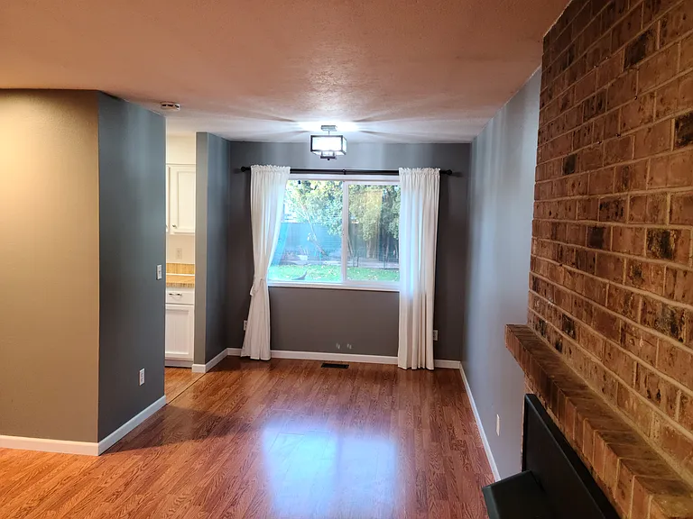 9345 SW Klamath Ct — Photo 16