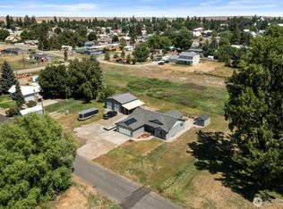 319 S Warren St, Waterville, WA 98858