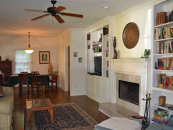 4th image of 115 Parkhurst Dr