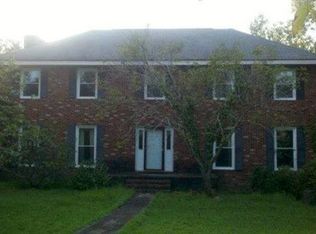 161 Academy Dr, Lyons, GA 30436