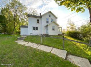 1554 North St, Pittsfield, MA 01201