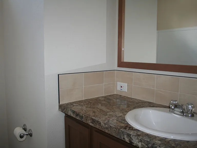 965 Forest Ln — Photo 5