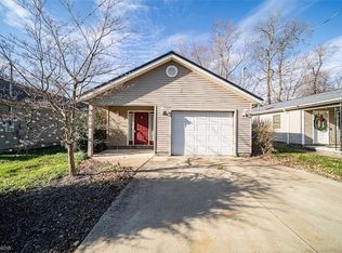 883 Bellevue Ave, Painesville, OH 44077