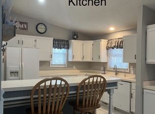 2361 Lindale Cir, Akron, OH 44312