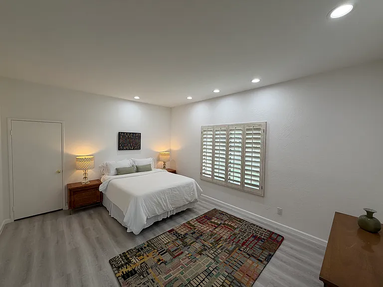 80685 Oak Tree — Photo 11